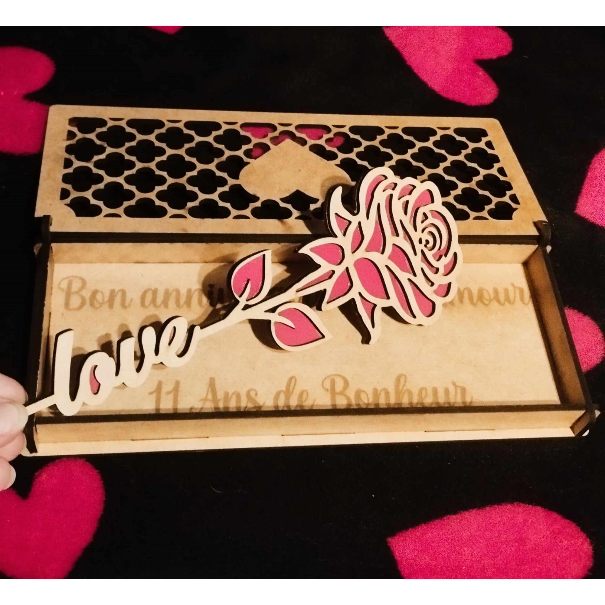 🌹 Boîte en bois personnalisable avec rose « Love » 🌹