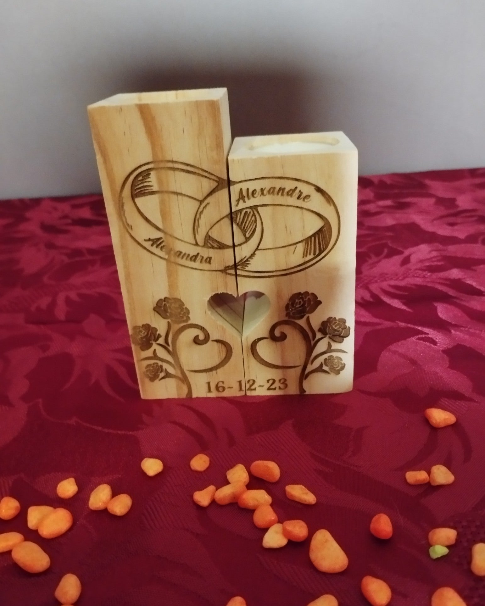 ✨ Lot de deux bougeoirs "Cœurs Unis" – Bois massif personnalisable