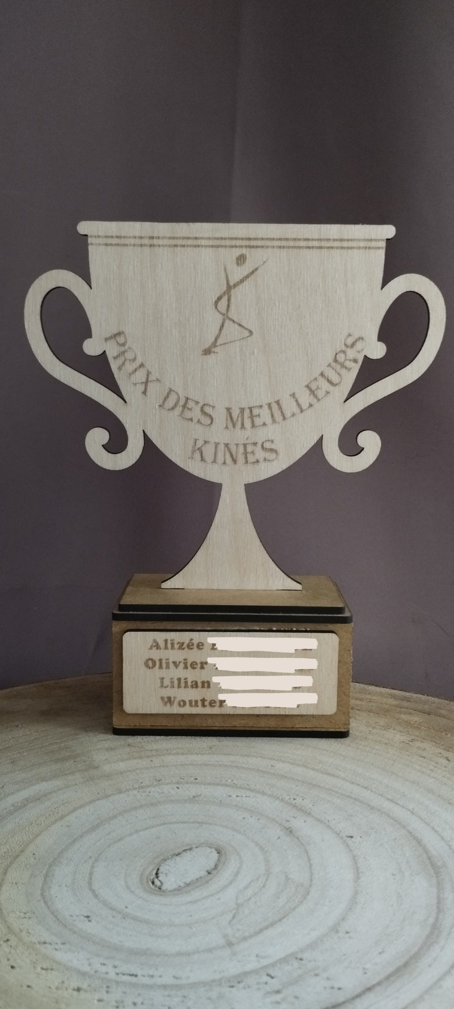🏆 Coupe Personnalisée en Bois – Gravure Laser Unique