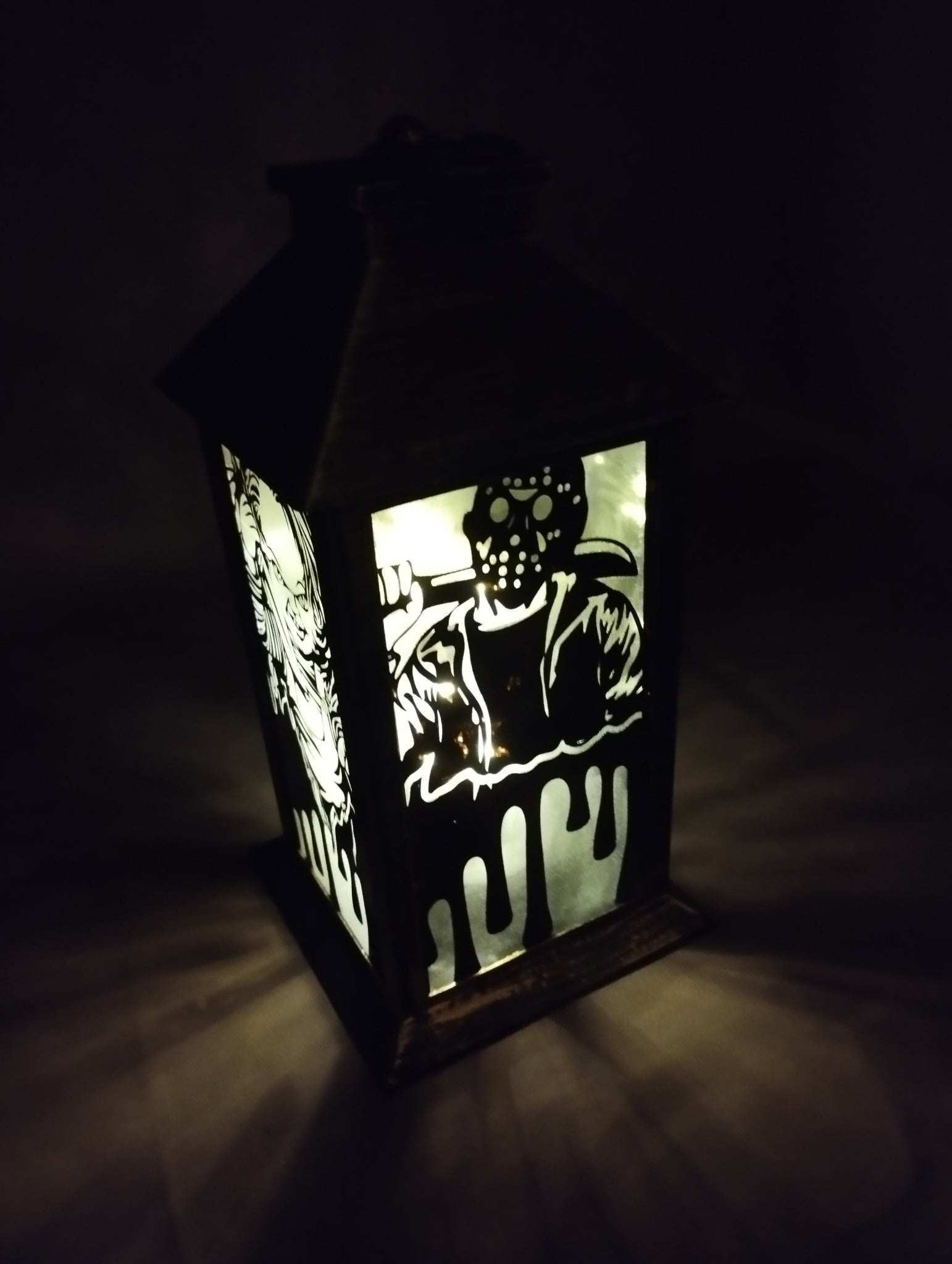 🕯️ Lanterne Halloween Horreur – Icônes de Films Cultes 🎃