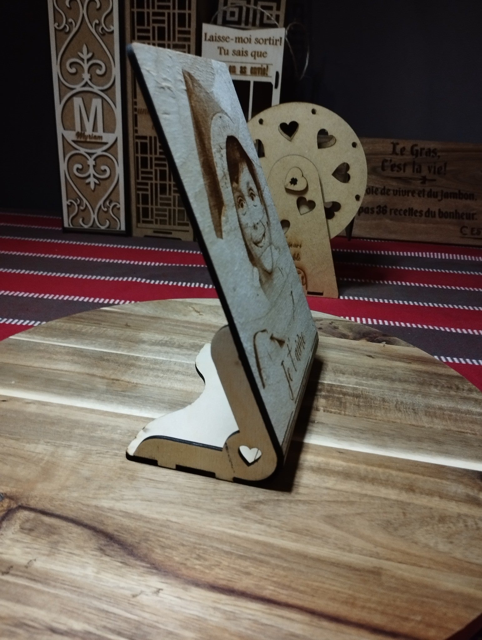 Cadre photo personnalisé en bois – Gravure photo &amp; texte