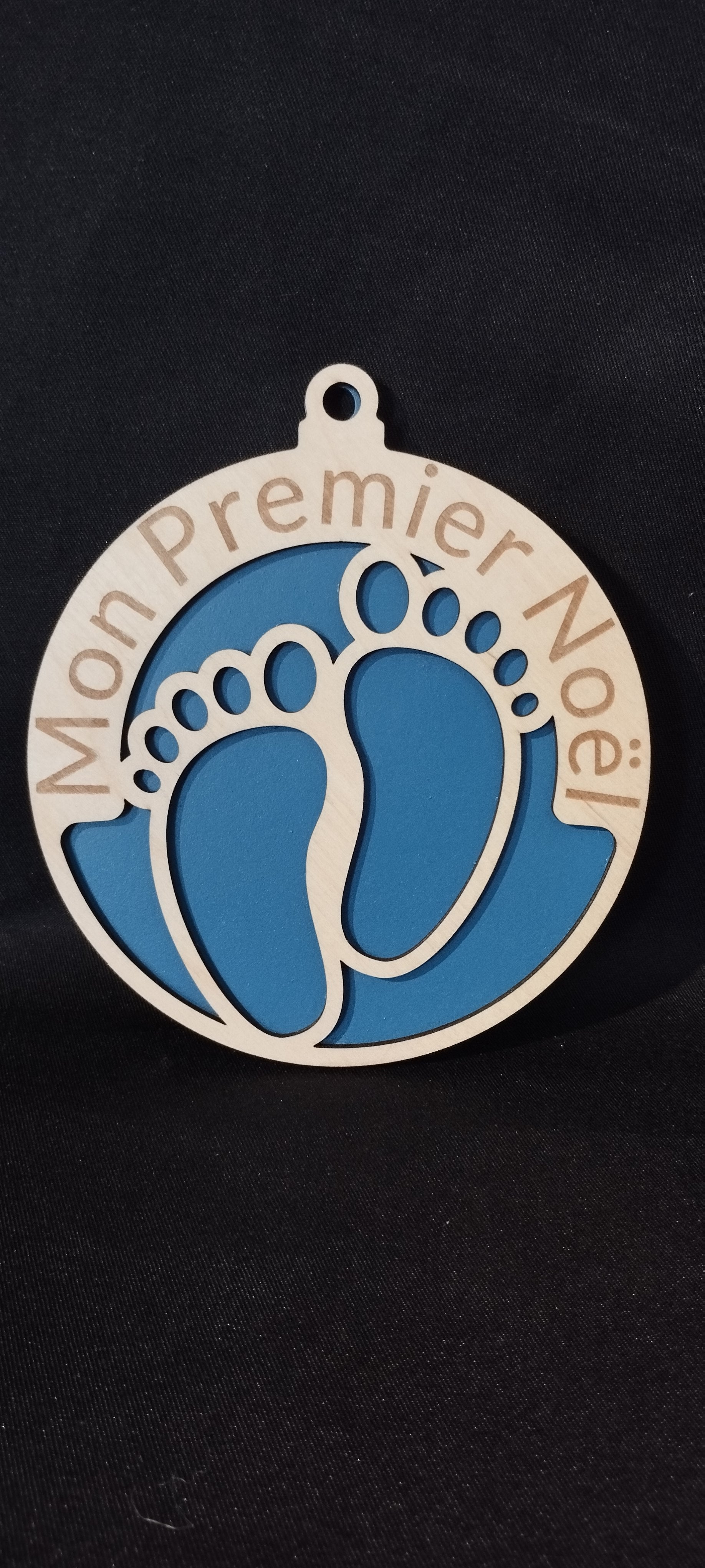 🎄 Boule de Noël “Mon Premier Noël” en bois multicouche – Personnalisable – Gravure artisanale FSC