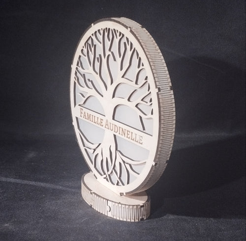 Arbre de vie lumineux personnalisé en bois – Décoration familiale