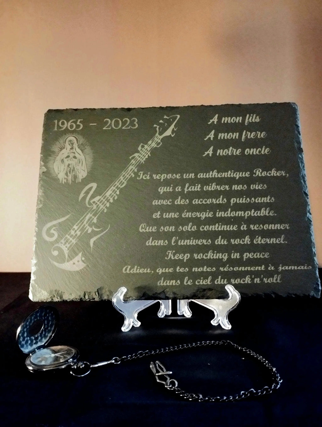 Plaque funéraire en ardoise gravée au laser