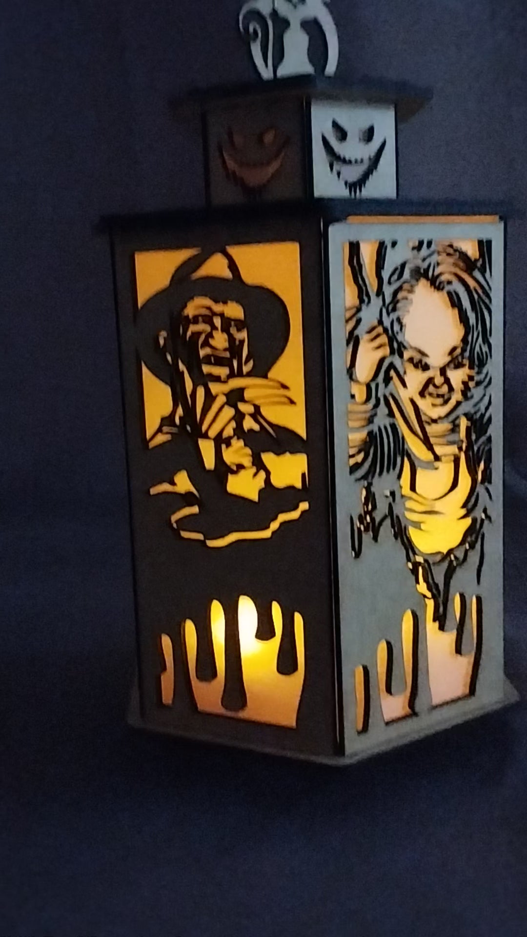 Lanterne Halloween en bois – Personnages cultes de films d’horreur