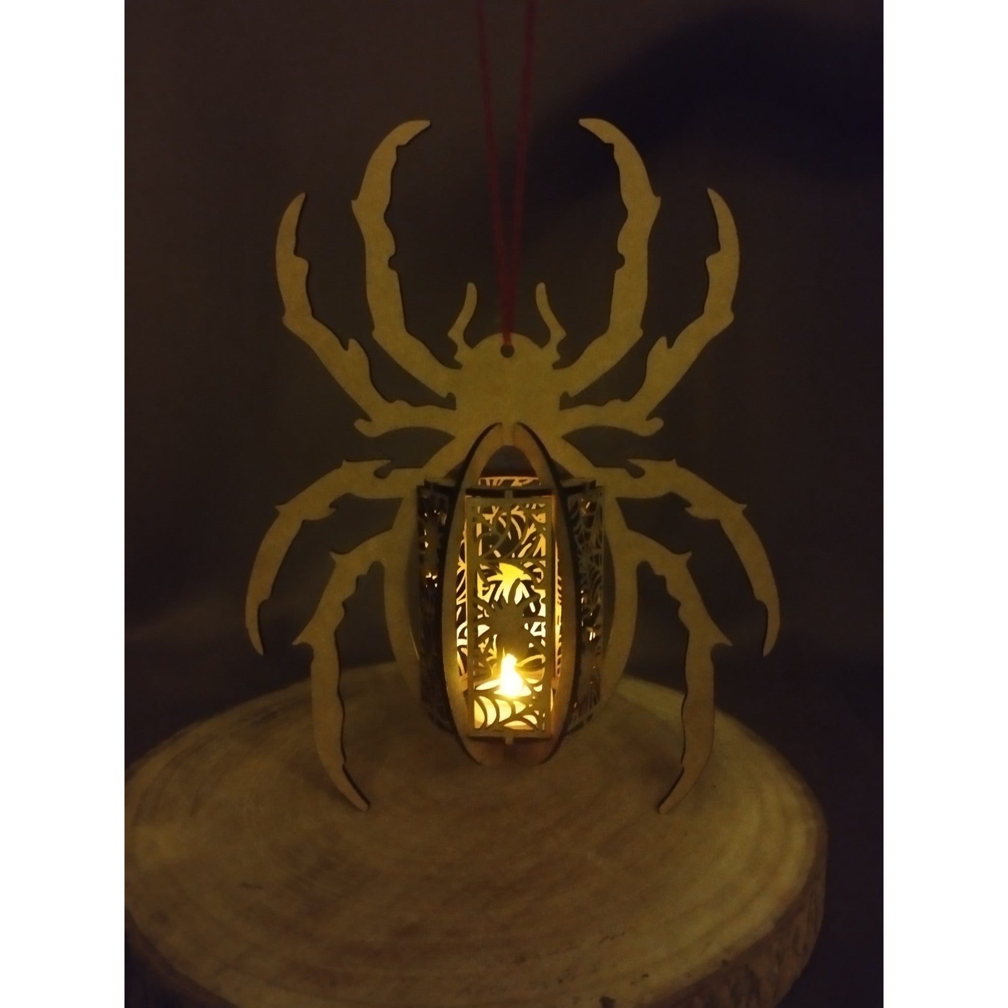 🕷️ Lanterne Araignée d’Halloween – Décoration artisanale effrayante