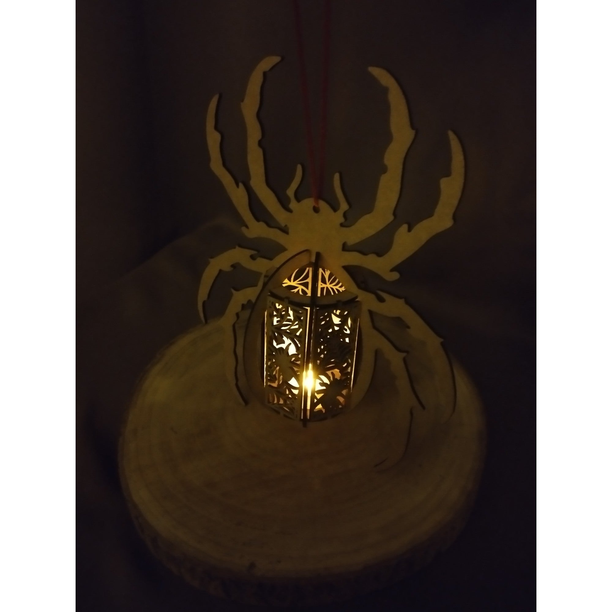🕷️ Lanterne Araignée d’Halloween – Décoration artisanale effrayante