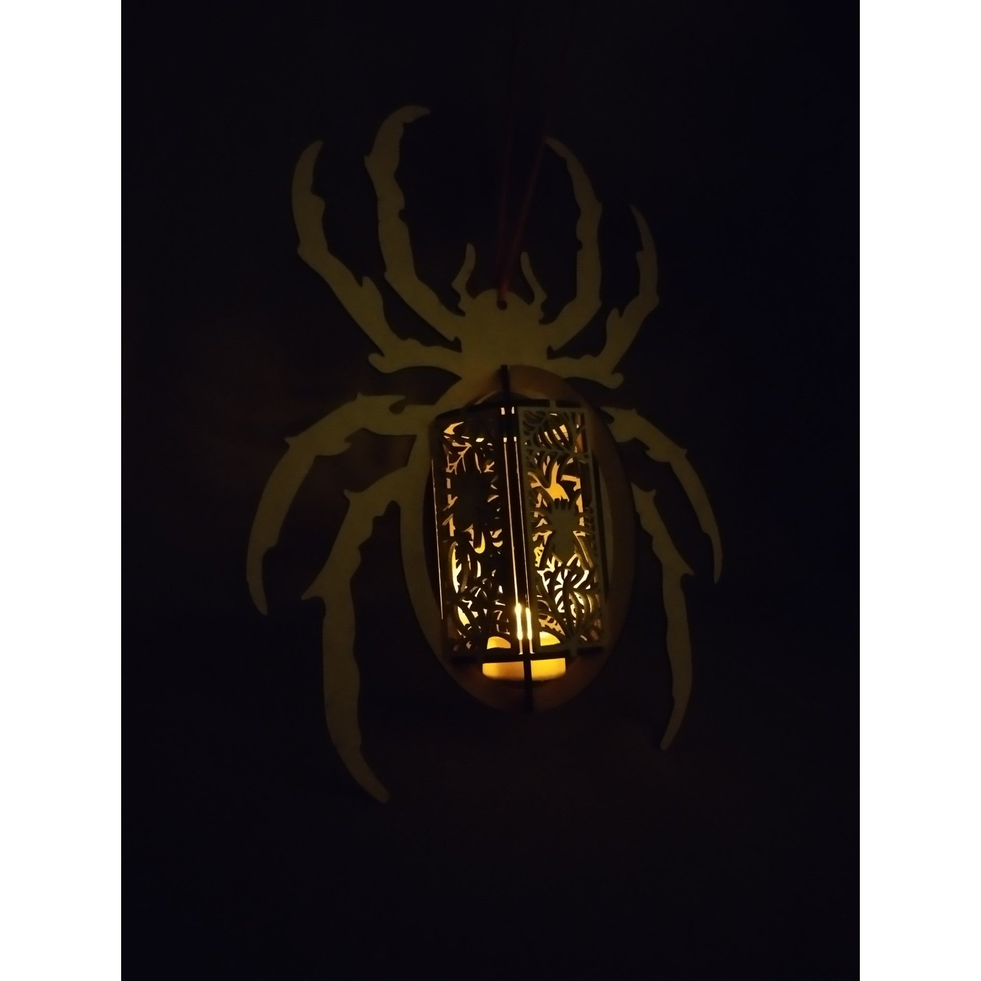 🕷️ Lanterne Araignée d’Halloween – Décoration artisanale effrayante